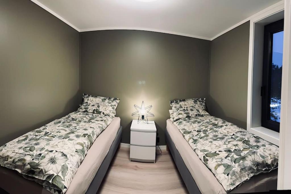 Familievennlig Apartment Tvedestrand Eksteriør bilde